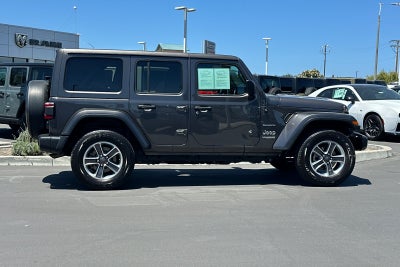 2018 Jeep Wrangler Unlimited Sahara 4x4