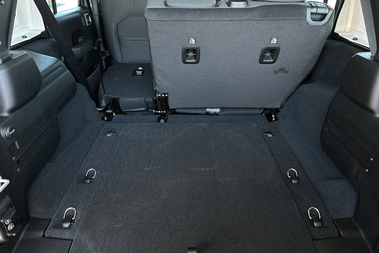 2024 Jeep Wrangler 4-Door Sport 4x4