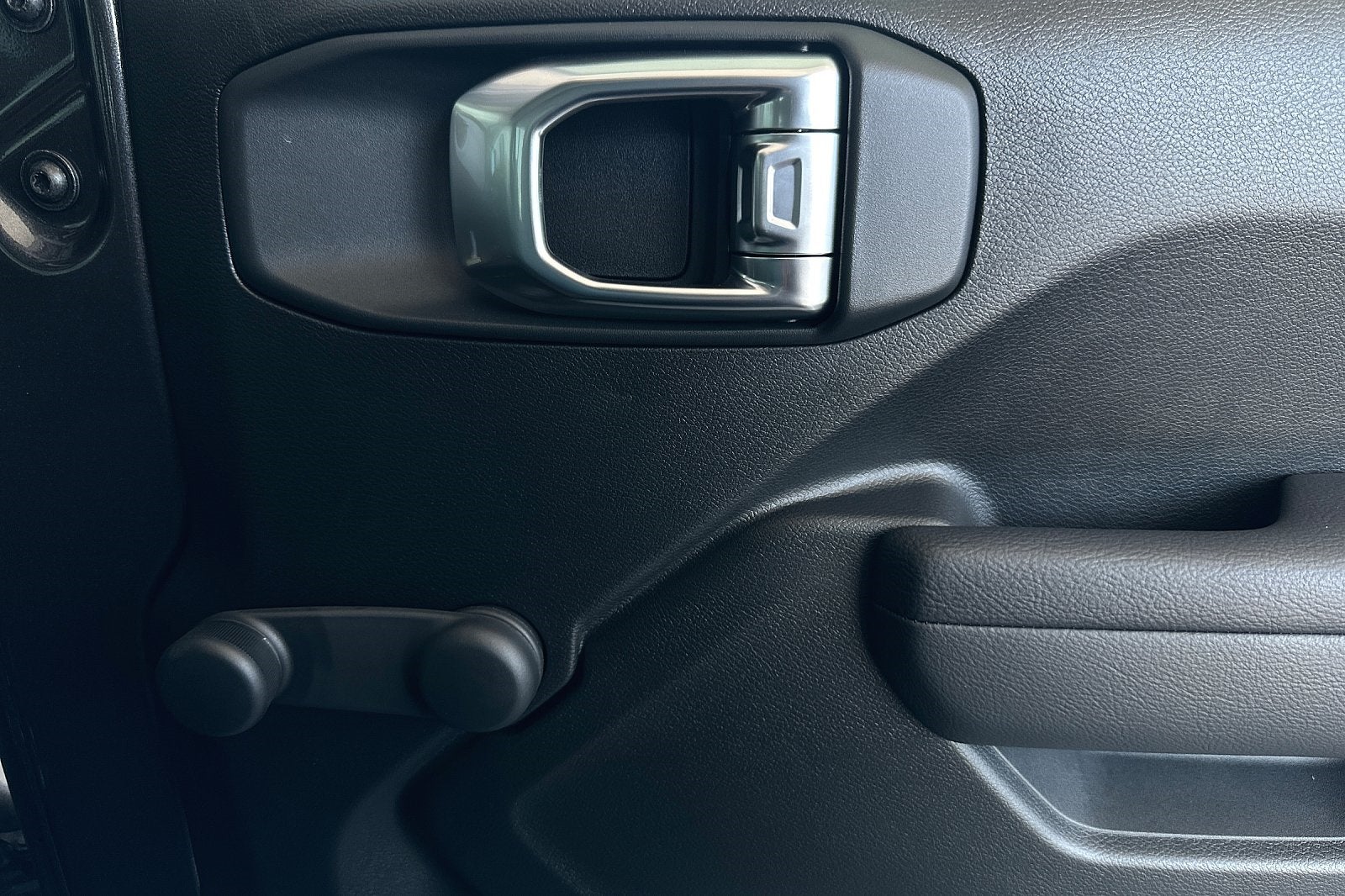 2024 Jeep Wrangler 4-Door Sport 4x4