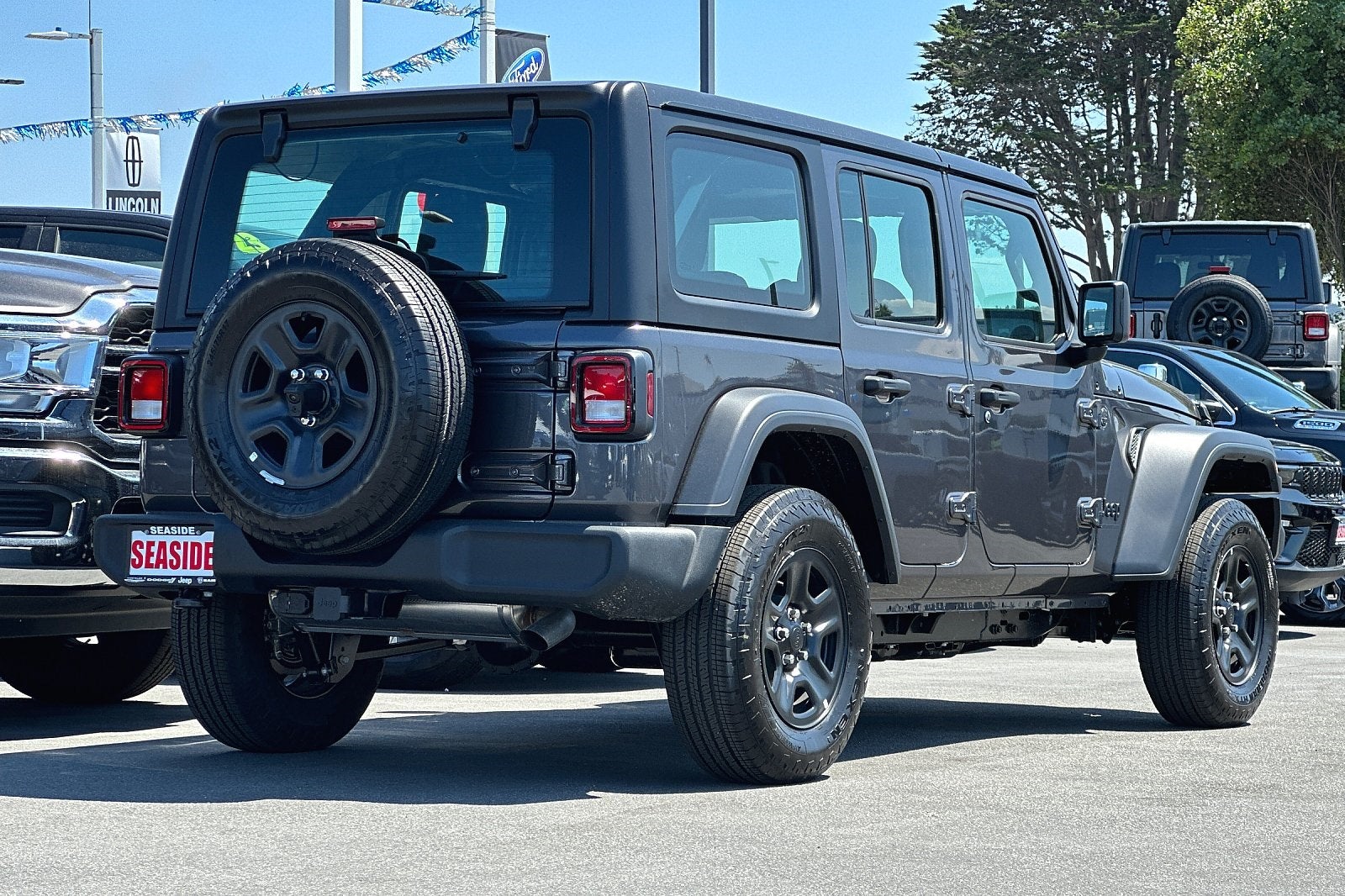 2024 Jeep Wrangler 4-Door Sport 4x4