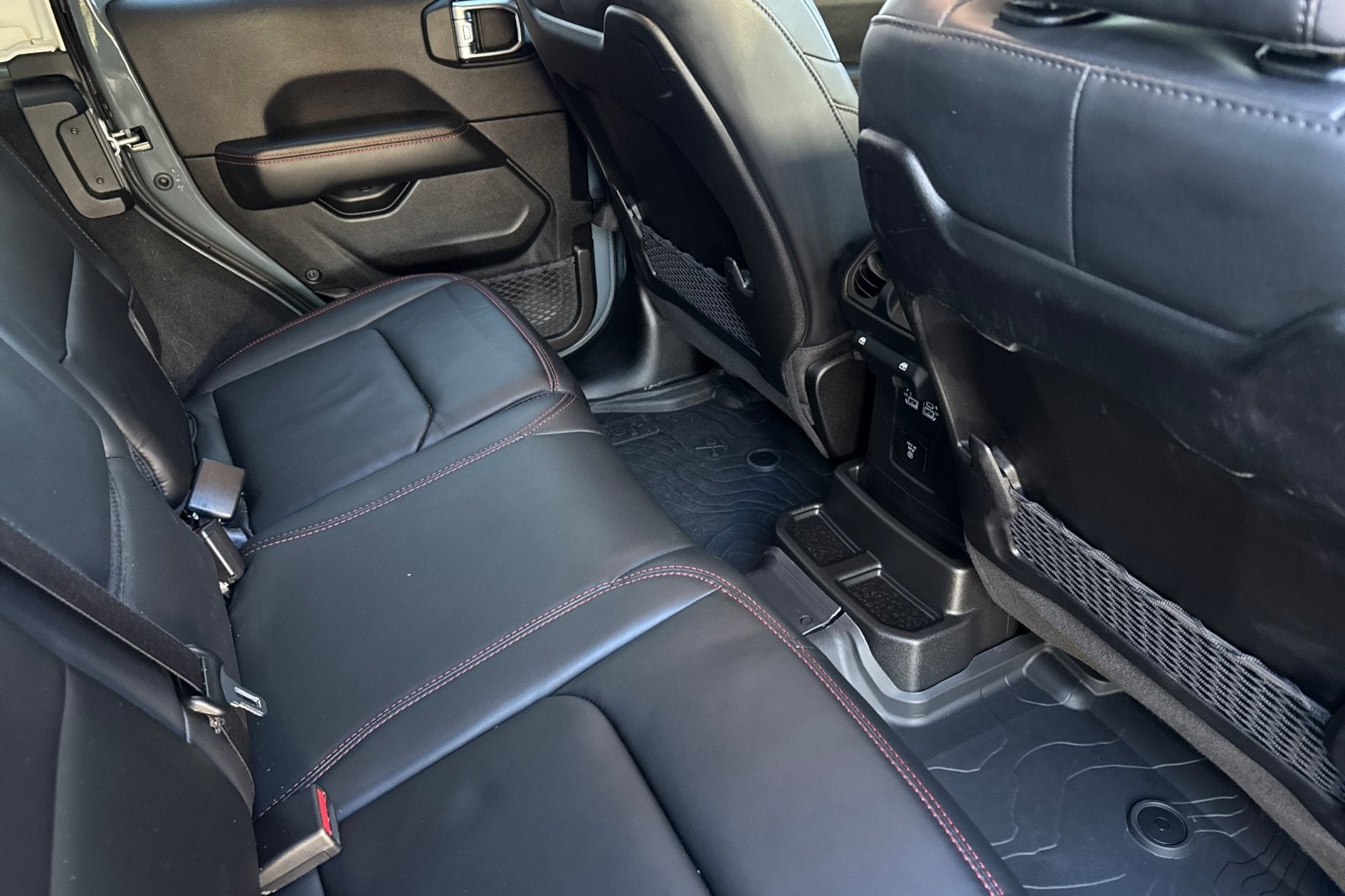 2025 Jeep Wrangler 4-Door Rubicon 4x4