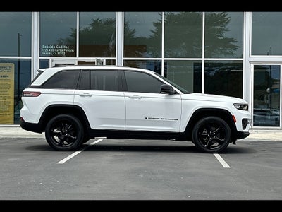 2023 Jeep Grand Cherokee Altitude 4x4