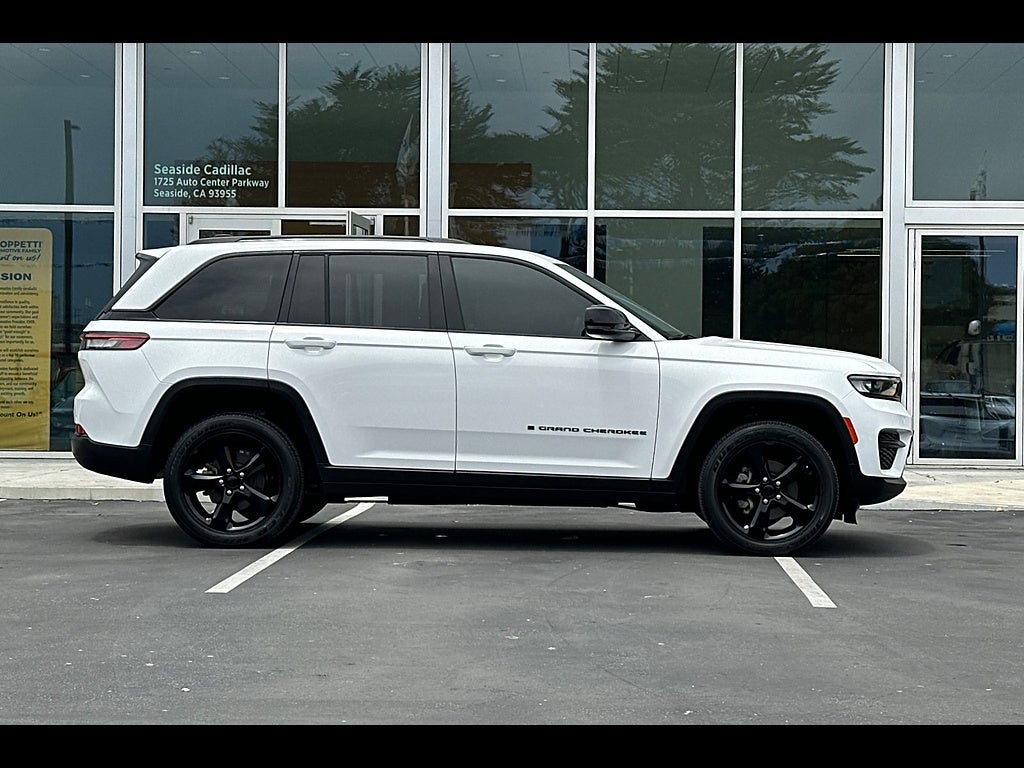 2023 Jeep Grand Cherokee Altitude 4x4