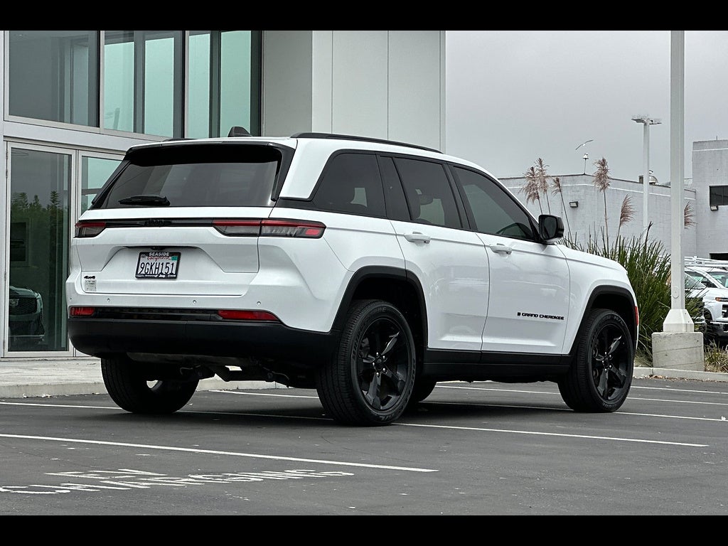 2023 Jeep Grand Cherokee Altitude 4x4