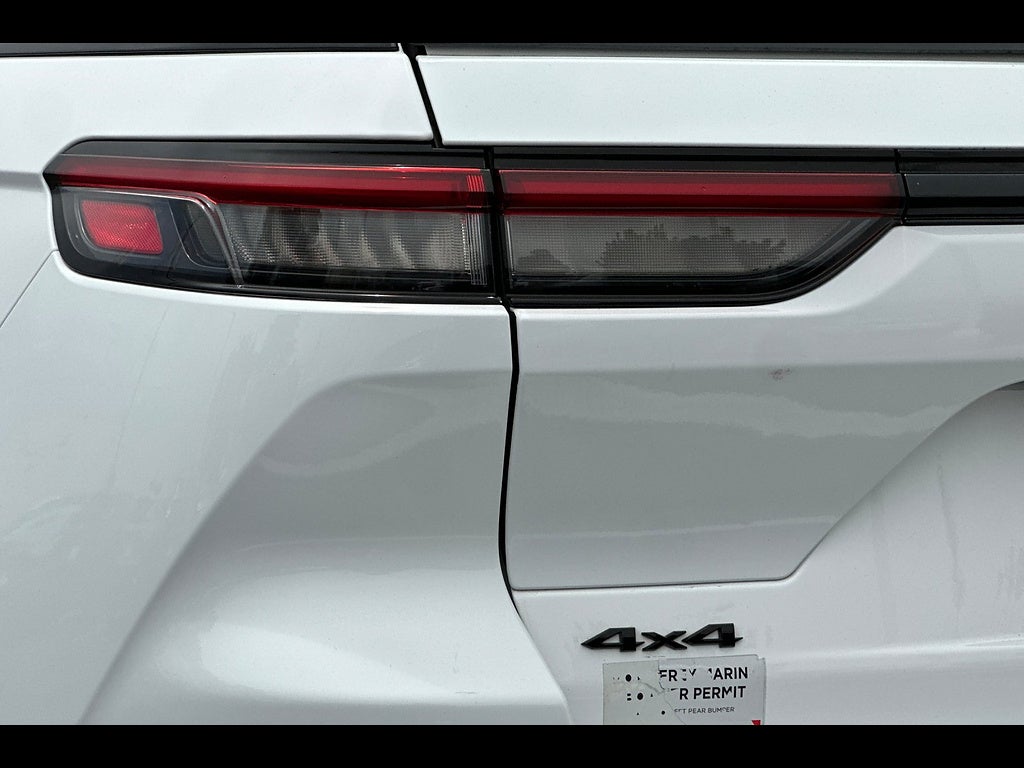2023 Jeep Grand Cherokee Altitude 4x4