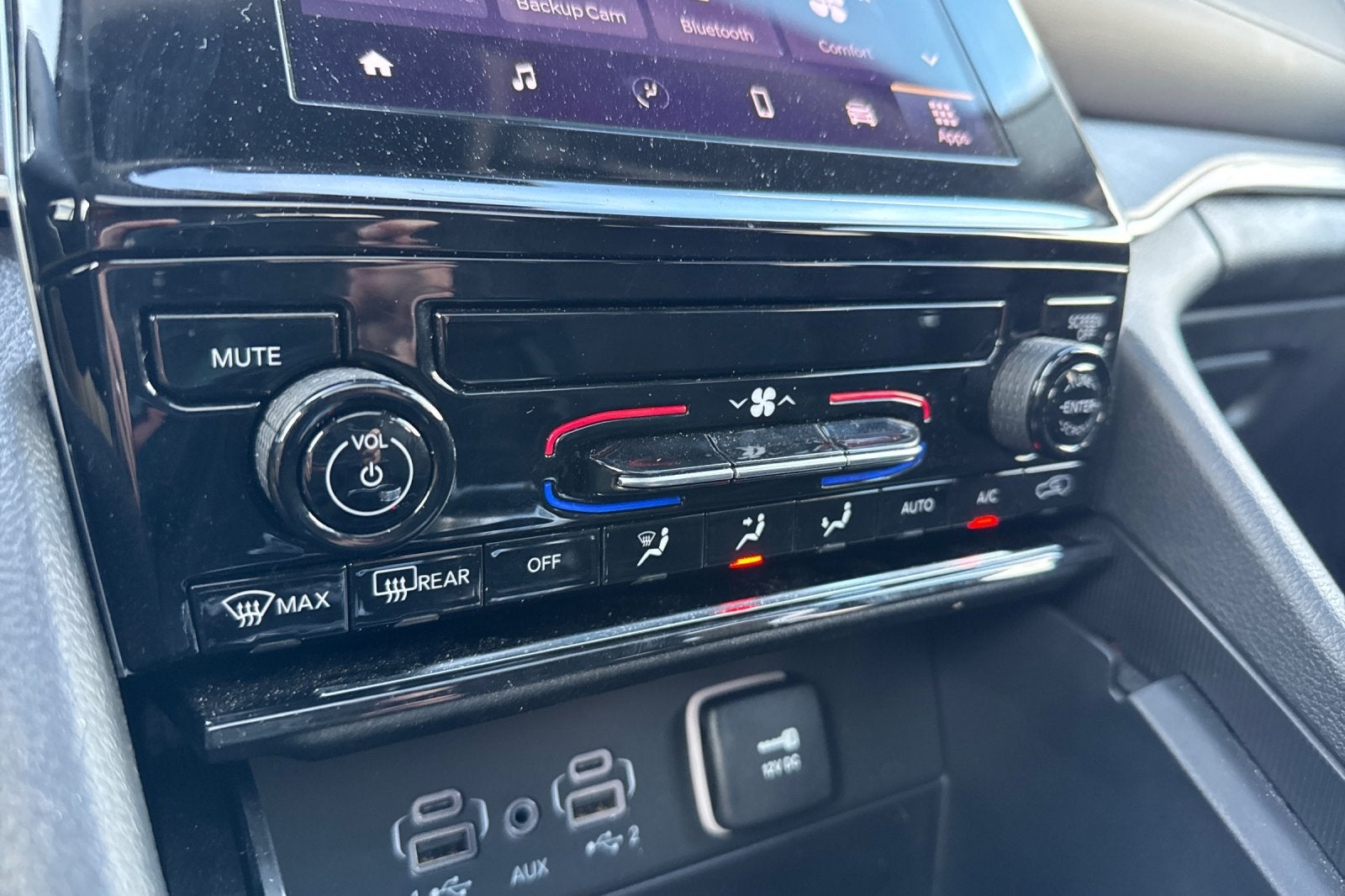 2024 Jeep Grand Cherokee Laredo X 4x4