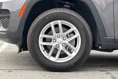 2024 Jeep Grand Cherokee Laredo X 4x4