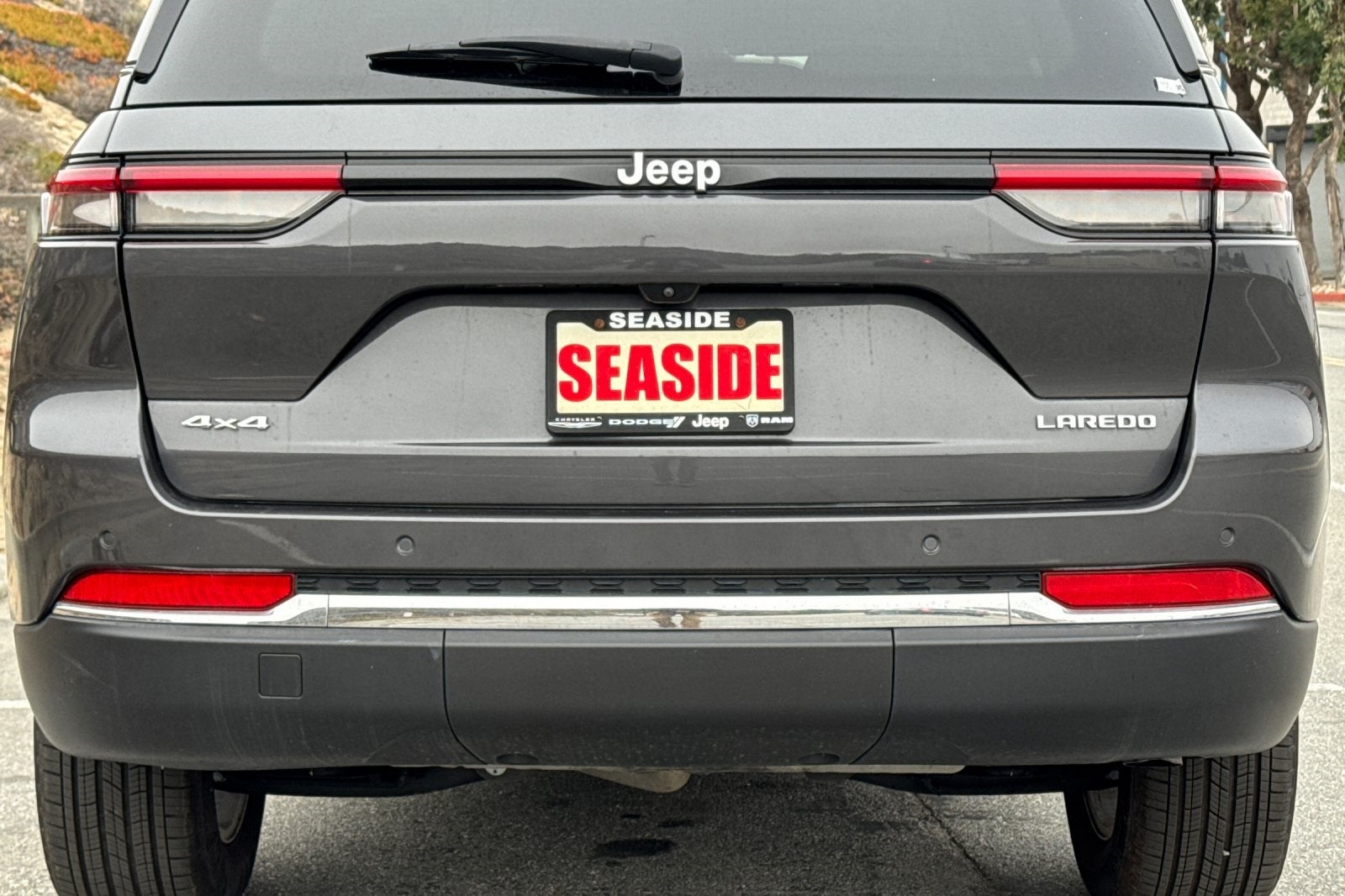 2024 Jeep Grand Cherokee Laredo X 4x4