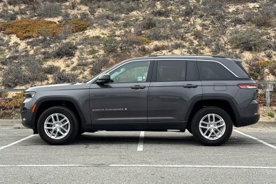 2024 Jeep Grand Cherokee Laredo X 4x4
