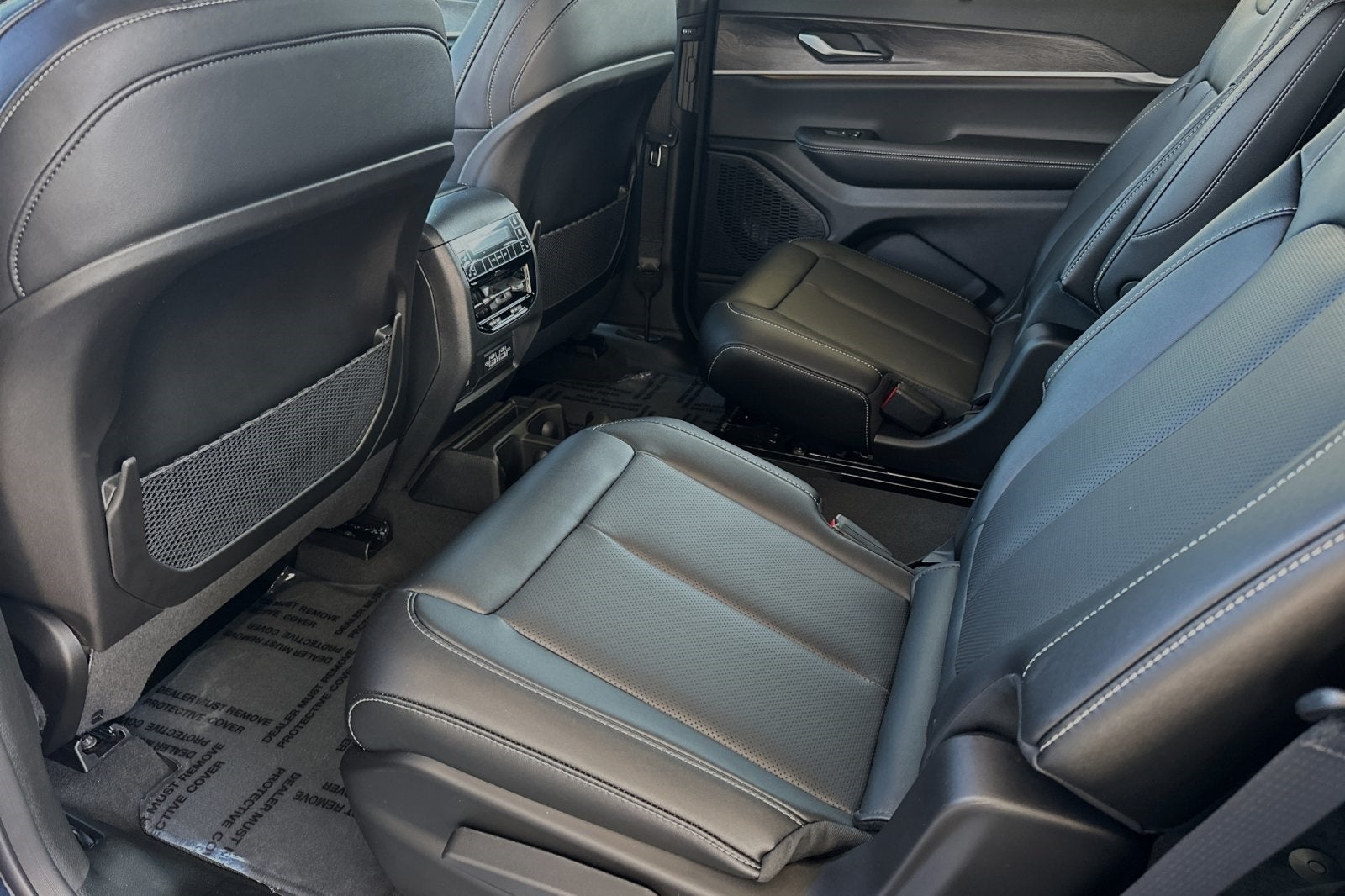 2024 Jeep Grand Cherokee GRAND CHEROKEE L LIMITED 4X4