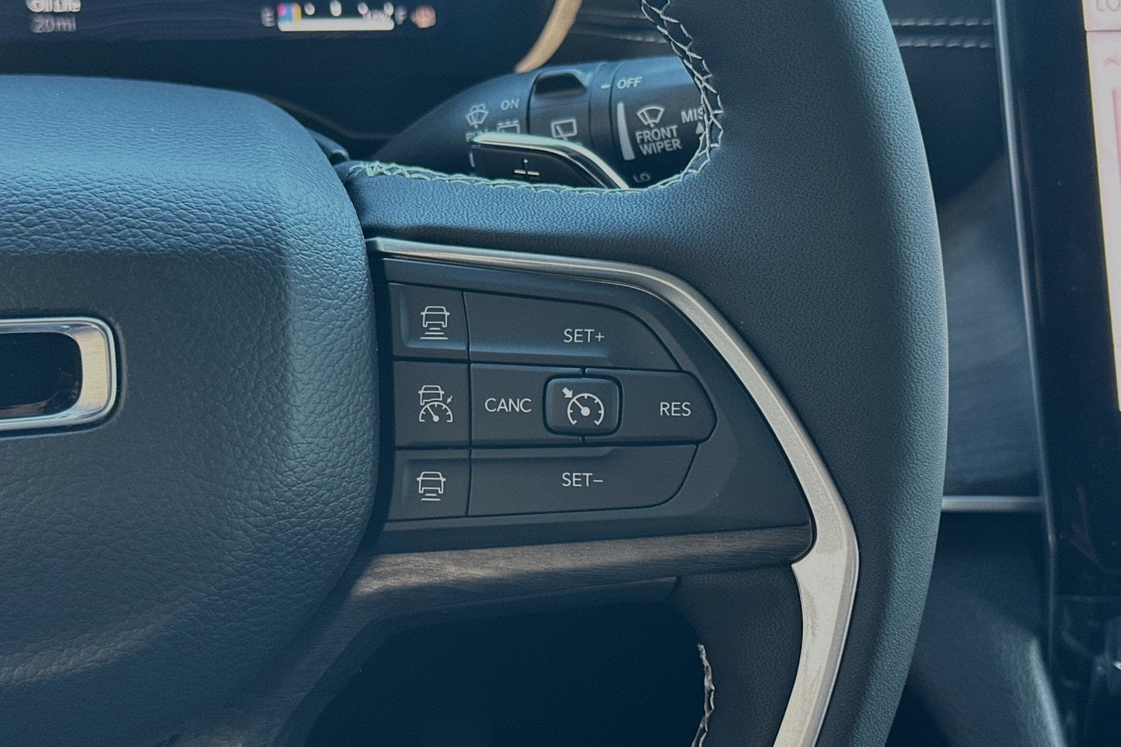 2024 Jeep Grand Cherokee GRAND CHEROKEE L LIMITED 4X4