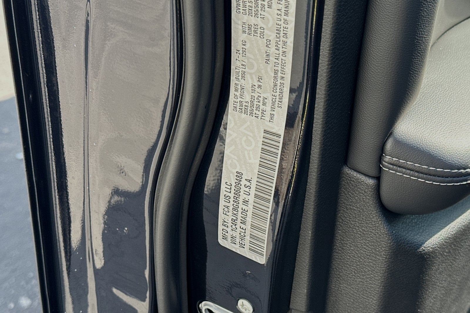 2024 Jeep Grand Cherokee GRAND CHEROKEE L LIMITED 4X4