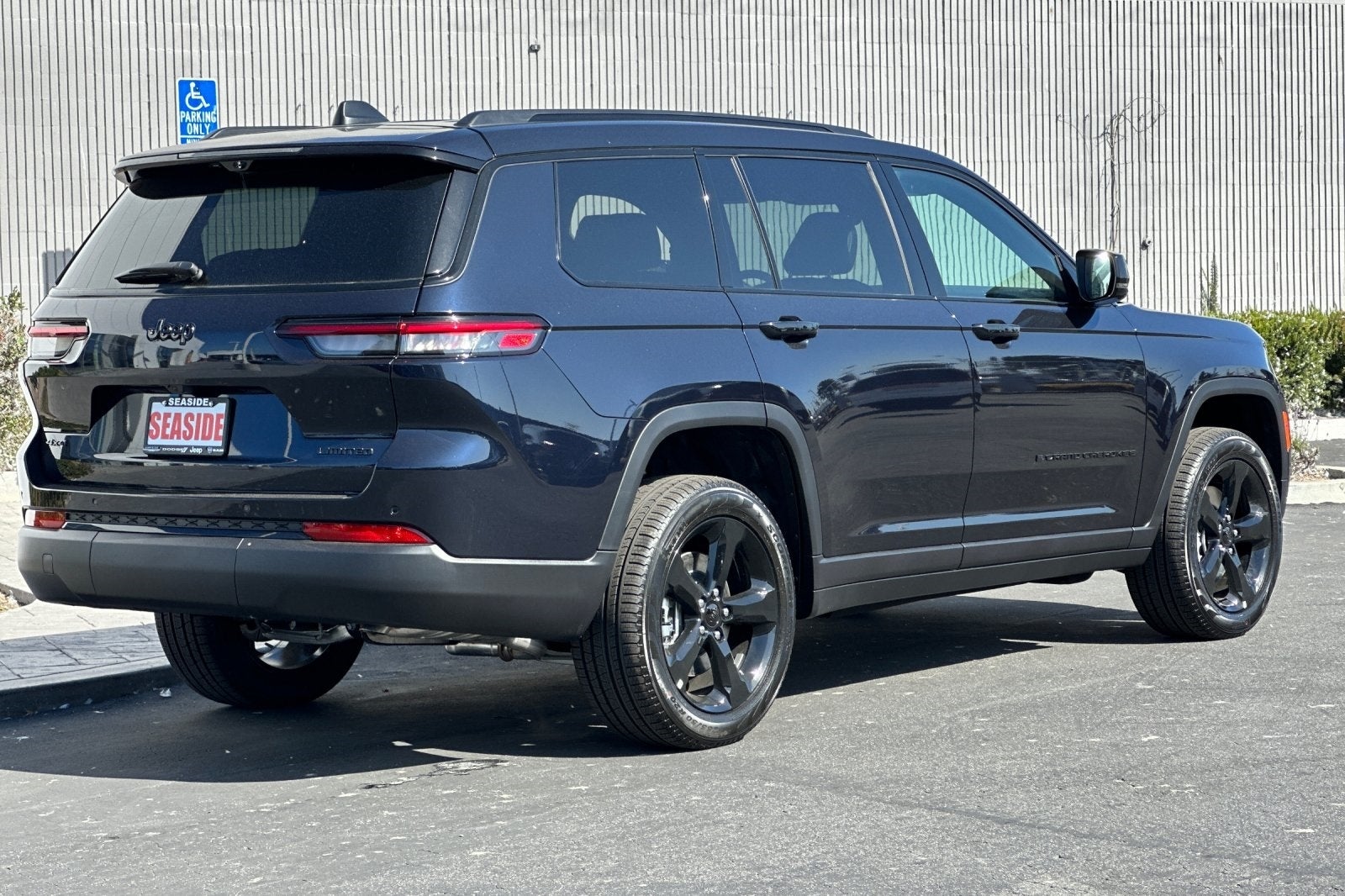 2024 Jeep Grand Cherokee GRAND CHEROKEE L LIMITED 4X4