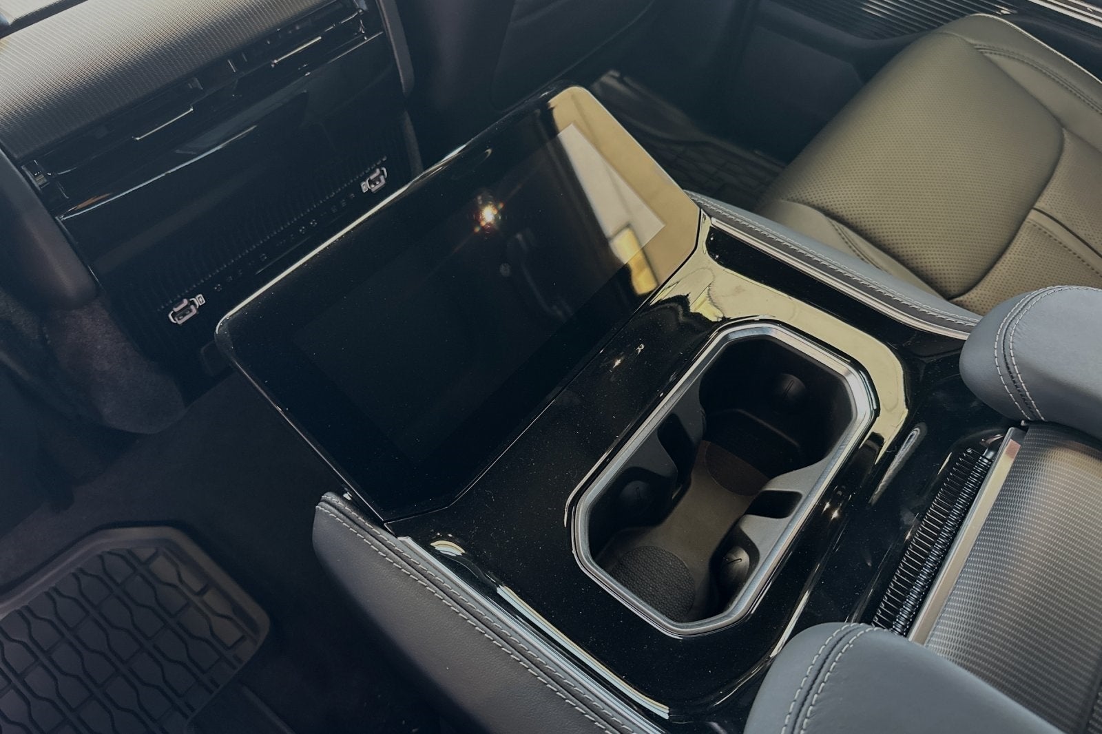 2024 Jeep Grand Wagoneer GRAND WAGONEER L OBSIDIAN 4X4