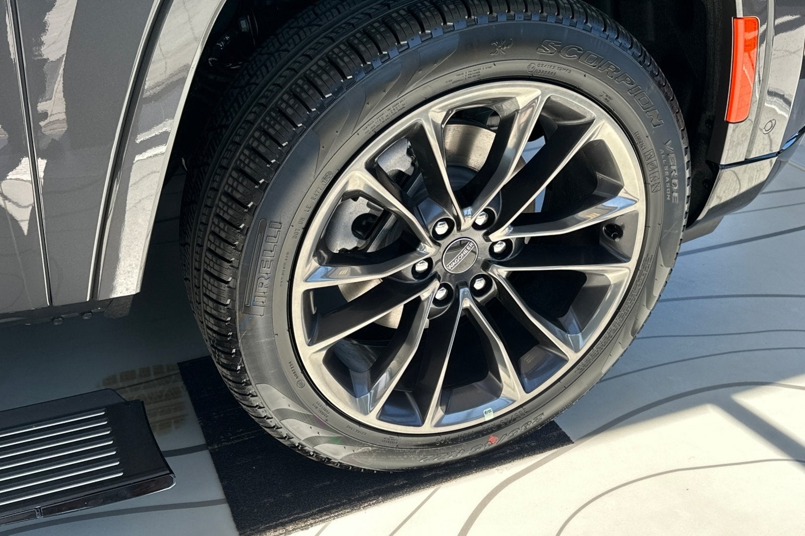 2024 Jeep Grand Wagoneer GRAND WAGONEER L OBSIDIAN 4X4