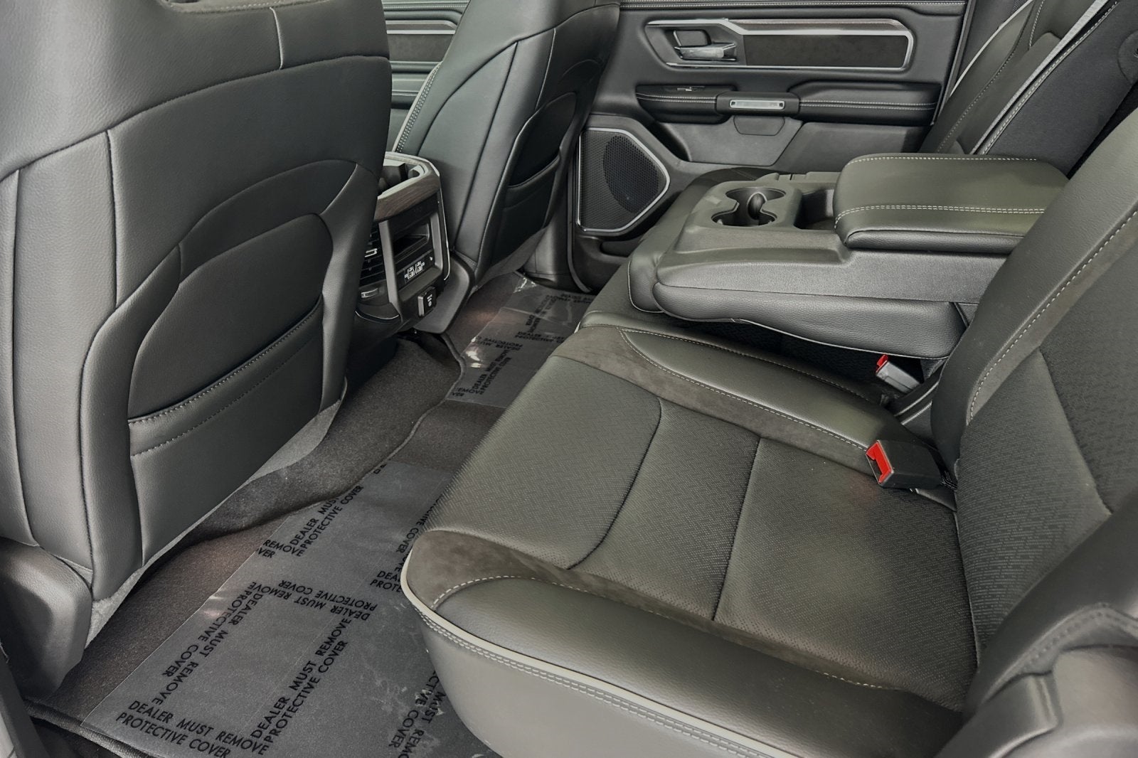 2025 RAM Ram 1500 RAM 1500 LARAMIE CREW CAB 4X4 5'7' BOX