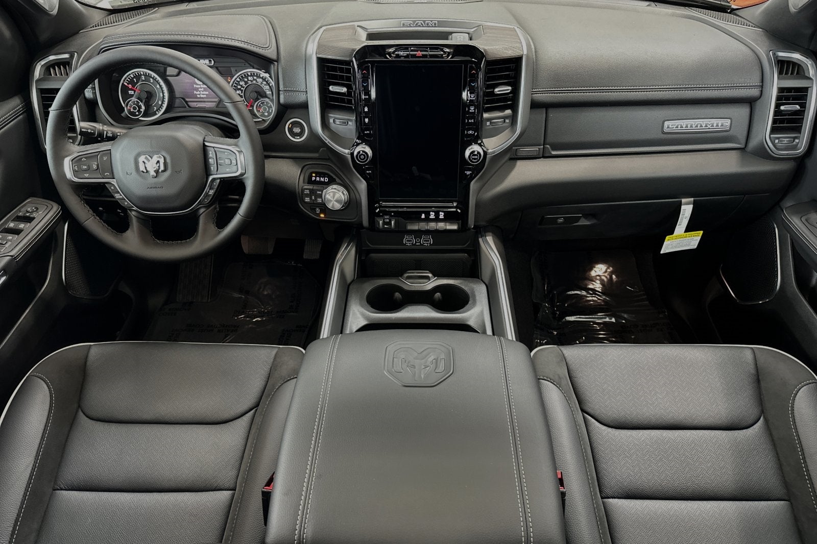 2025 RAM Ram 1500 RAM 1500 LARAMIE CREW CAB 4X4 5'7' BOX