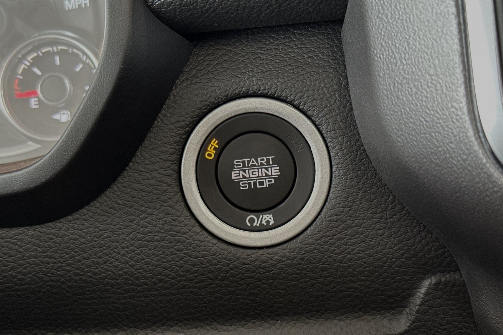 2025 RAM Ram 1500 RAM 1500 LARAMIE CREW CAB 4X4 5'7' BOX