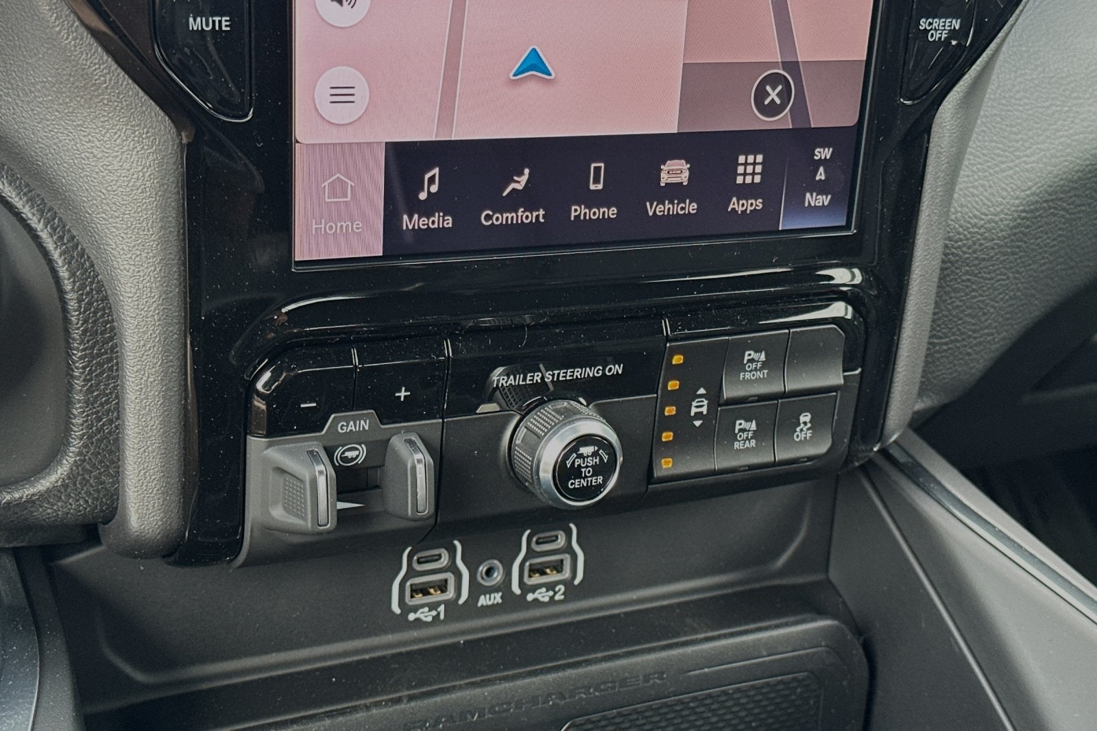 2025 RAM Ram 1500 RAM 1500 LARAMIE CREW CAB 4X4 5'7' BOX