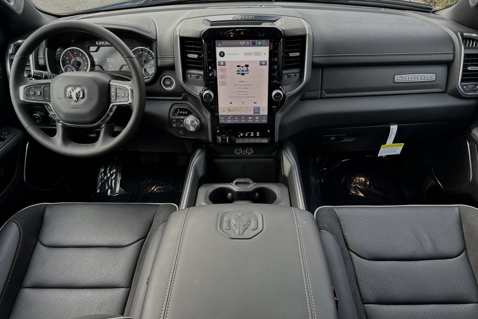 2025 RAM Ram 1500 RAM 1500 LARAMIE CREW CAB 4X4 5'7' BOX