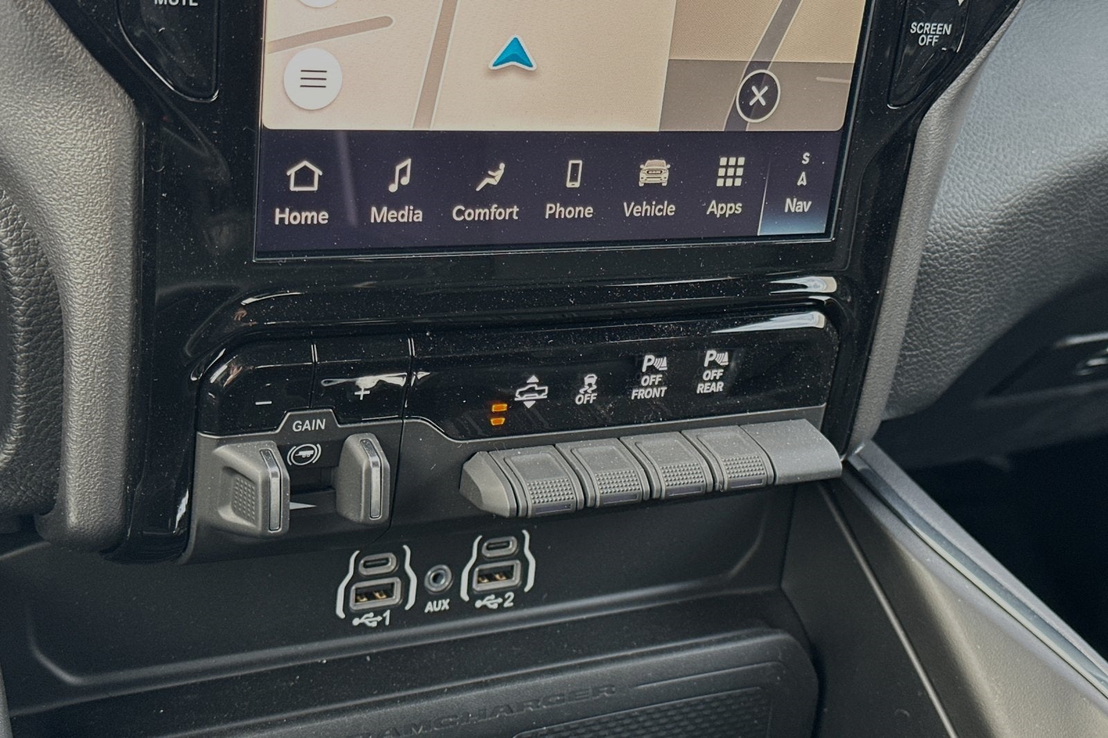 2025 RAM Ram 1500 RAM 1500 LARAMIE CREW CAB 4X4 5'7' BOX