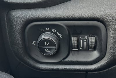 2025 RAM Ram 1500 RAM 1500 LARAMIE CREW CAB 4X4 5'7' BOX