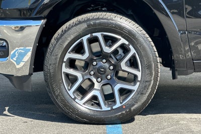 2025 RAM Ram 1500 RAM 1500 LARAMIE CREW CAB 4X4 5'7' BOX