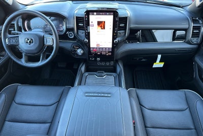 2025 RAM Ram 1500 RAM 1500 LIMITED CREW CAB 4X4 6'4' BOX