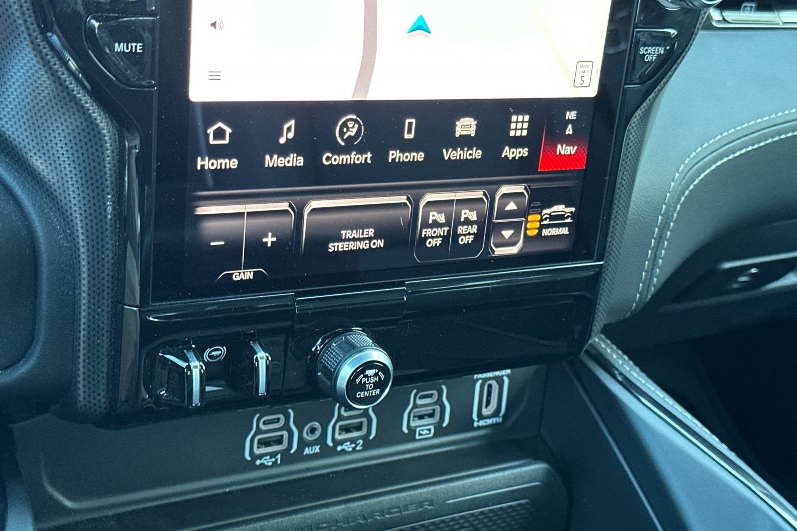 2025 RAM Ram 1500 RAM 1500 LIMITED CREW CAB 4X4 6'4' BOX