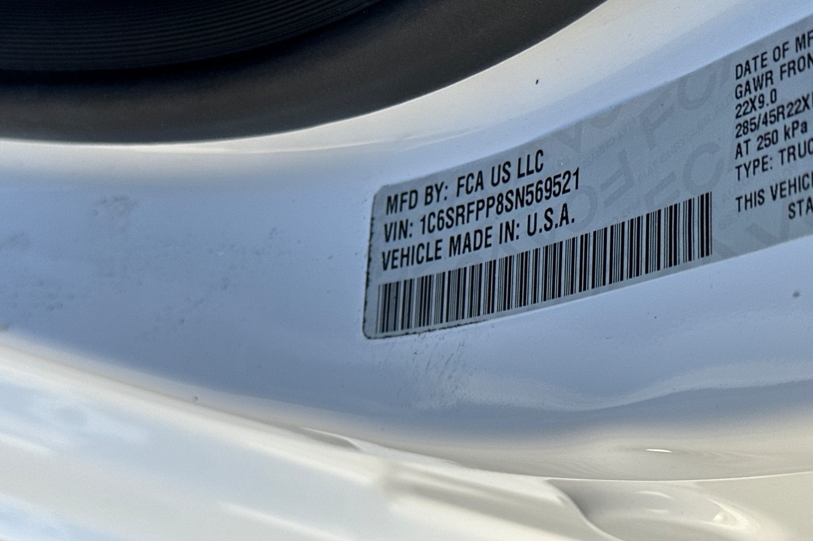 2025 RAM Ram 1500 RAM 1500 LIMITED CREW CAB 4X4 6'4' BOX