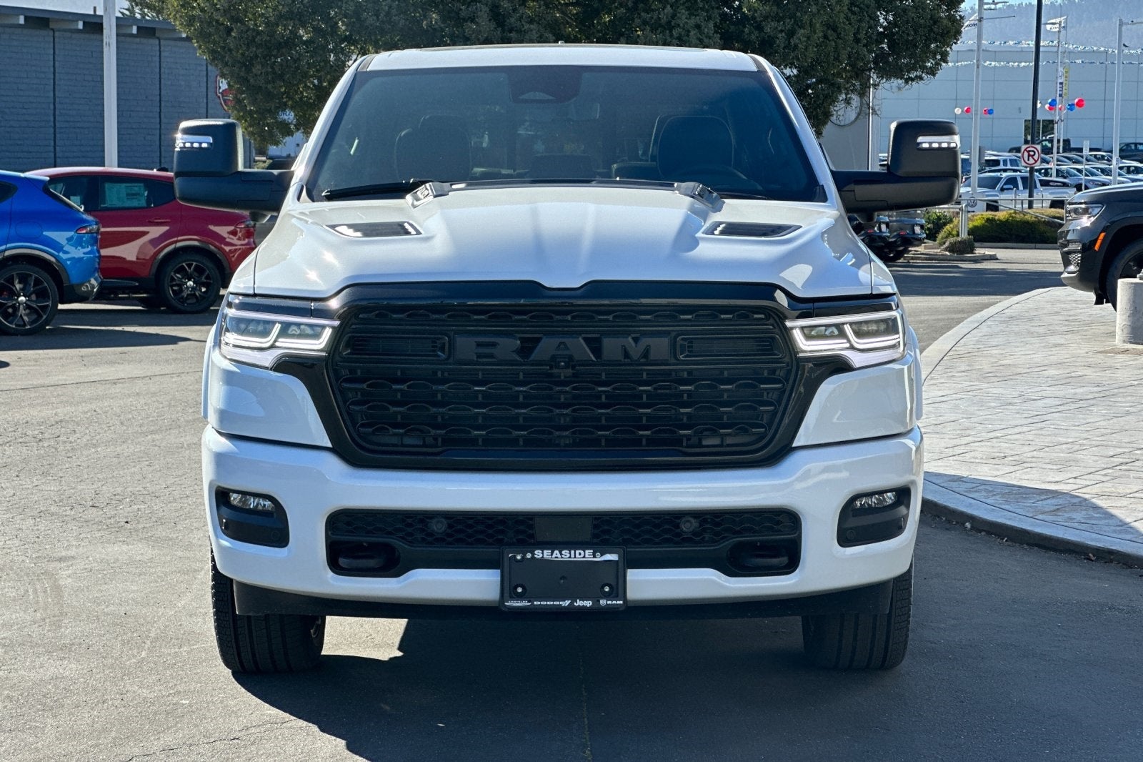 2025 RAM Ram 1500 RAM 1500 LIMITED CREW CAB 4X4 6'4' BOX