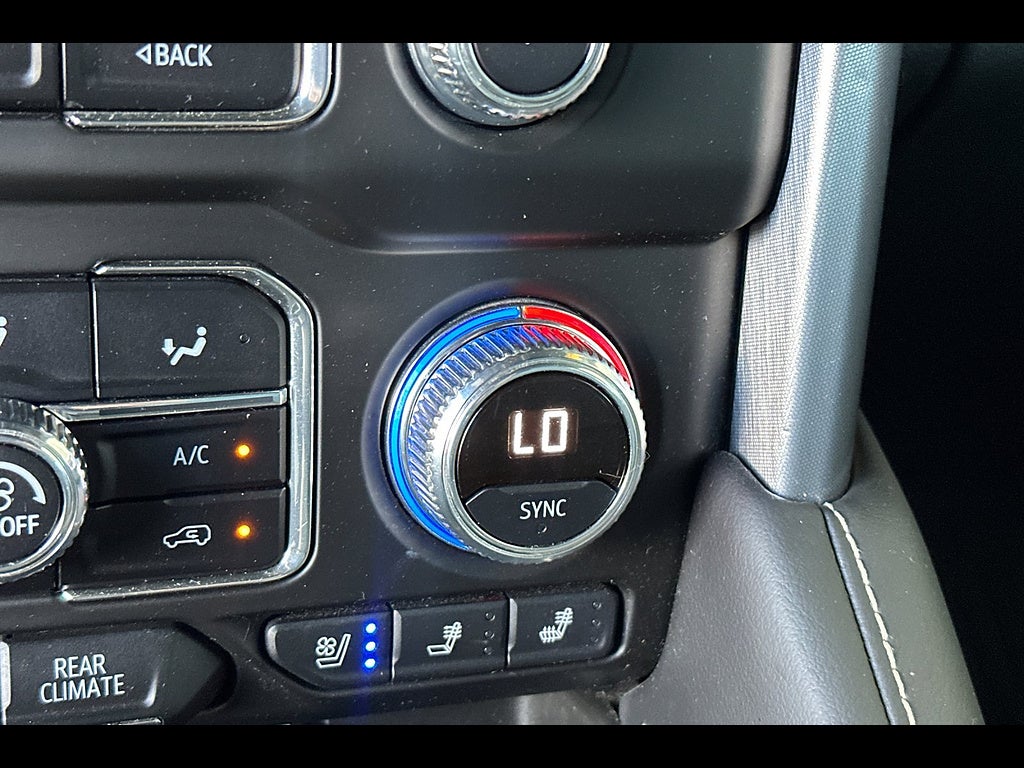 2022 GMC Yukon XL 4WD SLT