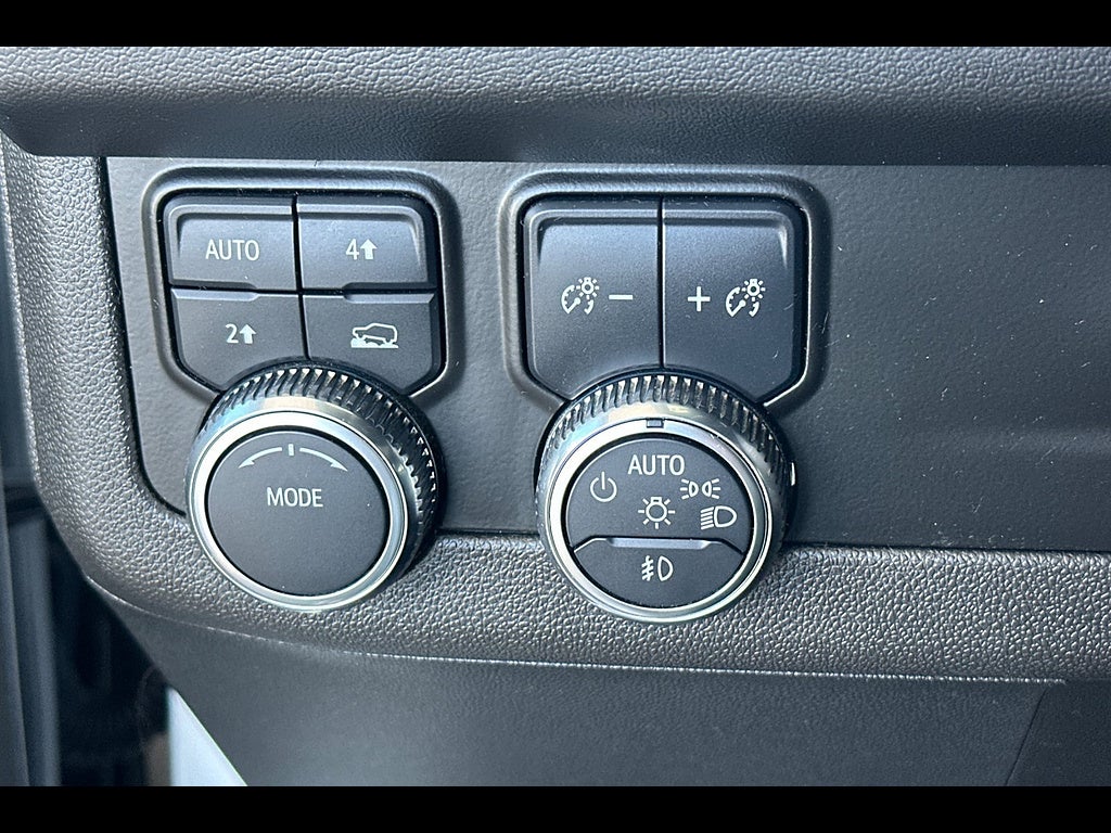 2022 GMC Yukon XL 4WD SLT