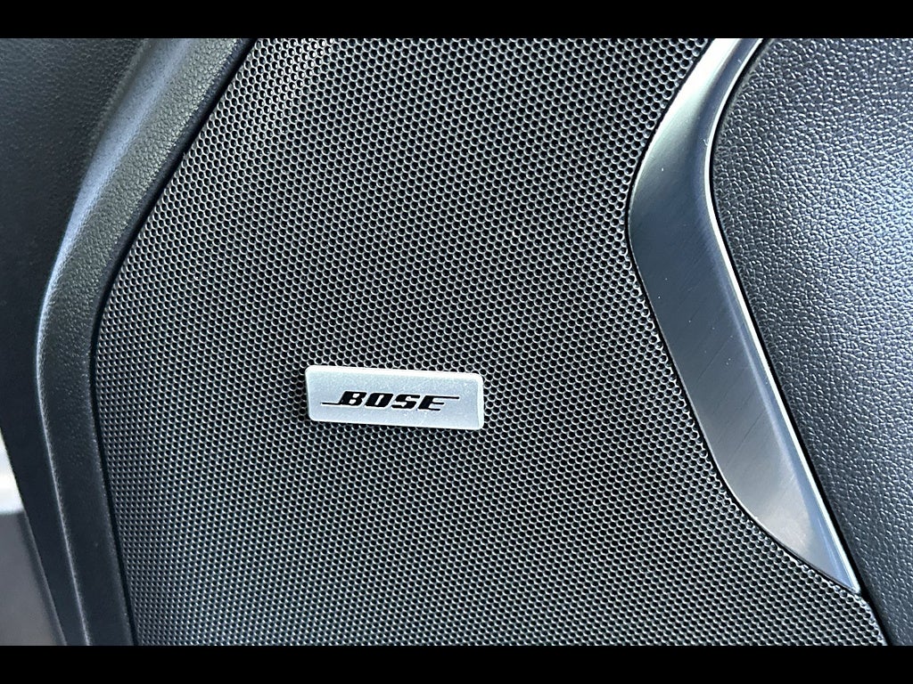 2022 GMC Yukon XL 4WD SLT