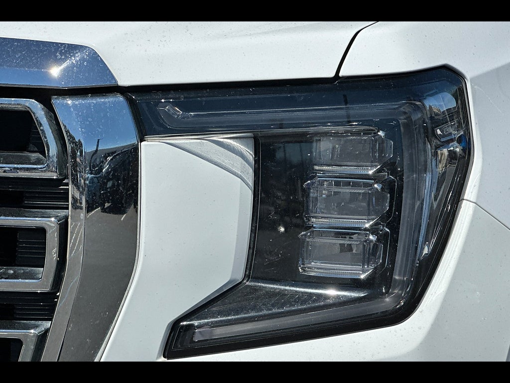 2022 GMC Yukon XL 4WD SLT