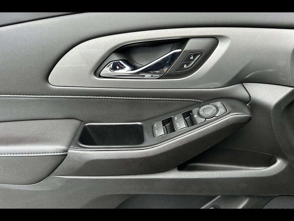 2023 Chevrolet Traverse FWD LT Cloth