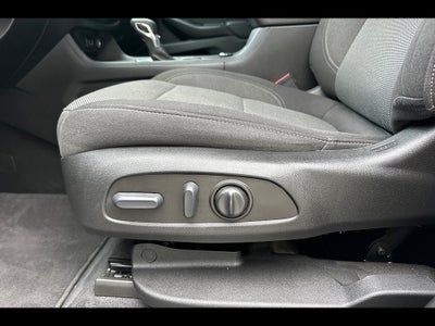 2023 Chevrolet Traverse FWD LT Cloth