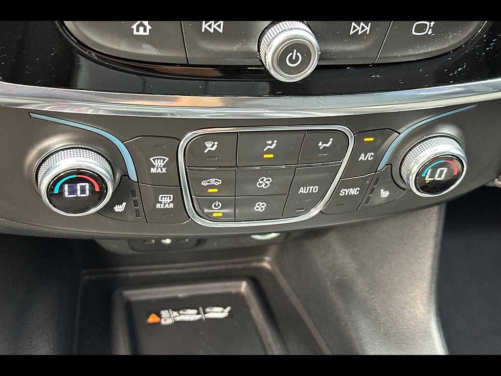 2023 Chevrolet Traverse FWD LT Cloth