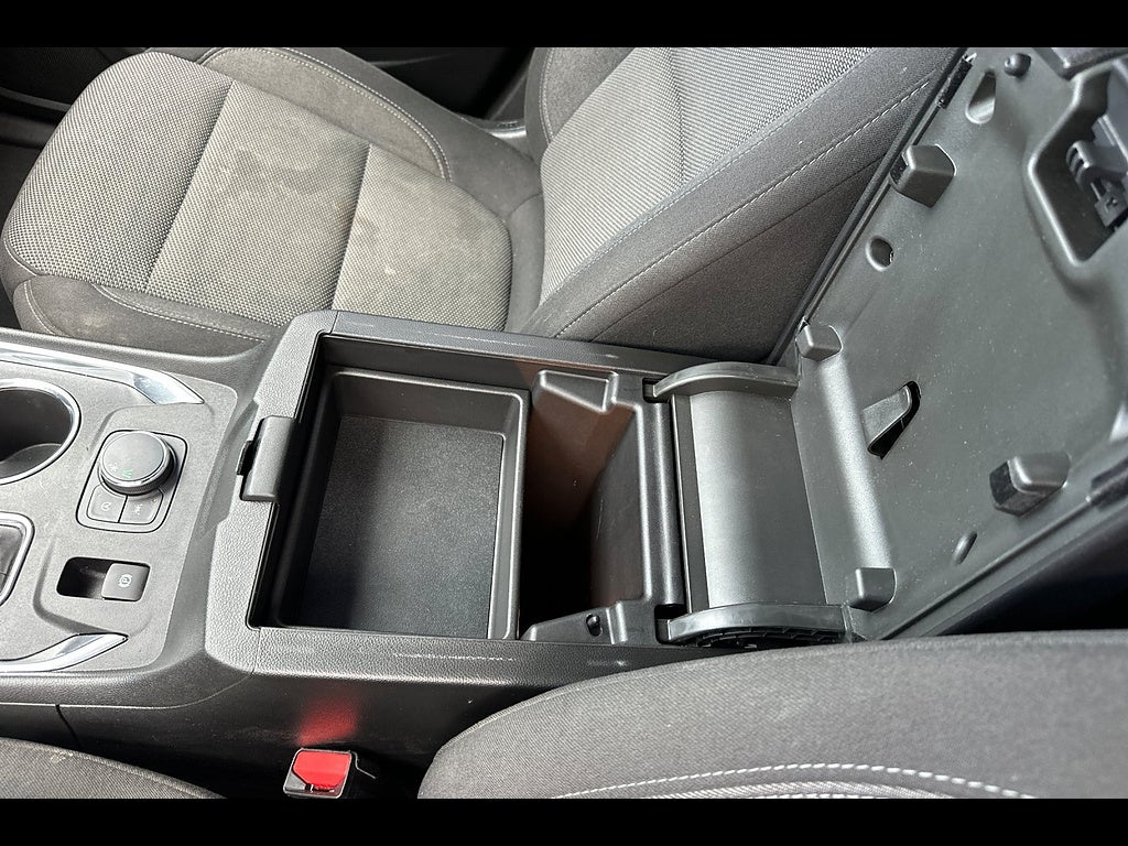 2023 Chevrolet Traverse FWD LT Cloth