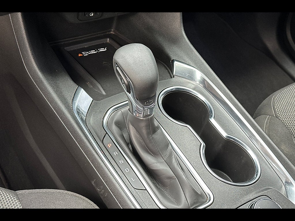 2023 Chevrolet Traverse FWD LT Cloth