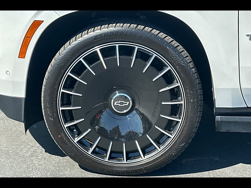 2025 Chevrolet Tahoe 2WD High Country