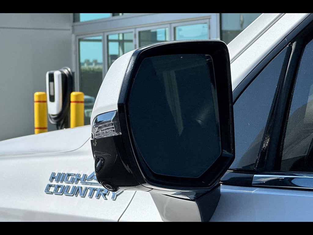 2025 Chevrolet Tahoe 2WD High Country