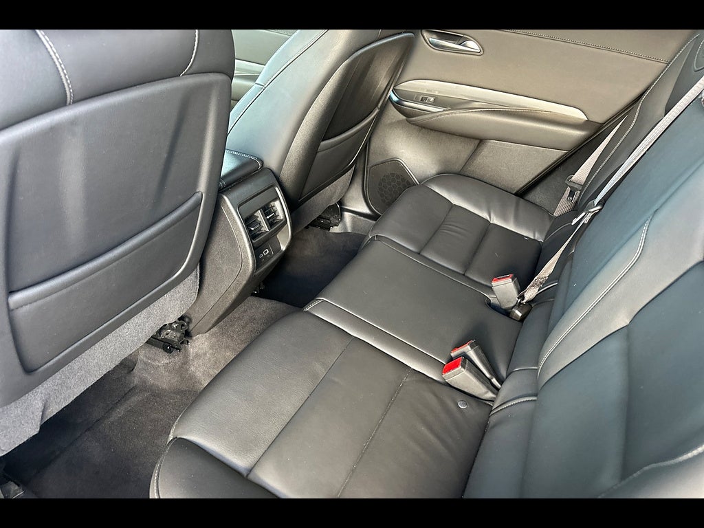 2025 Cadillac XT4 FWD Premium Luxury