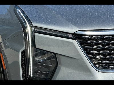 2025 Cadillac XT4 FWD Premium Luxury
