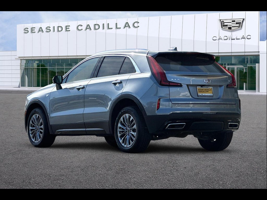 2025 Cadillac XT4 FWD Premium Luxury