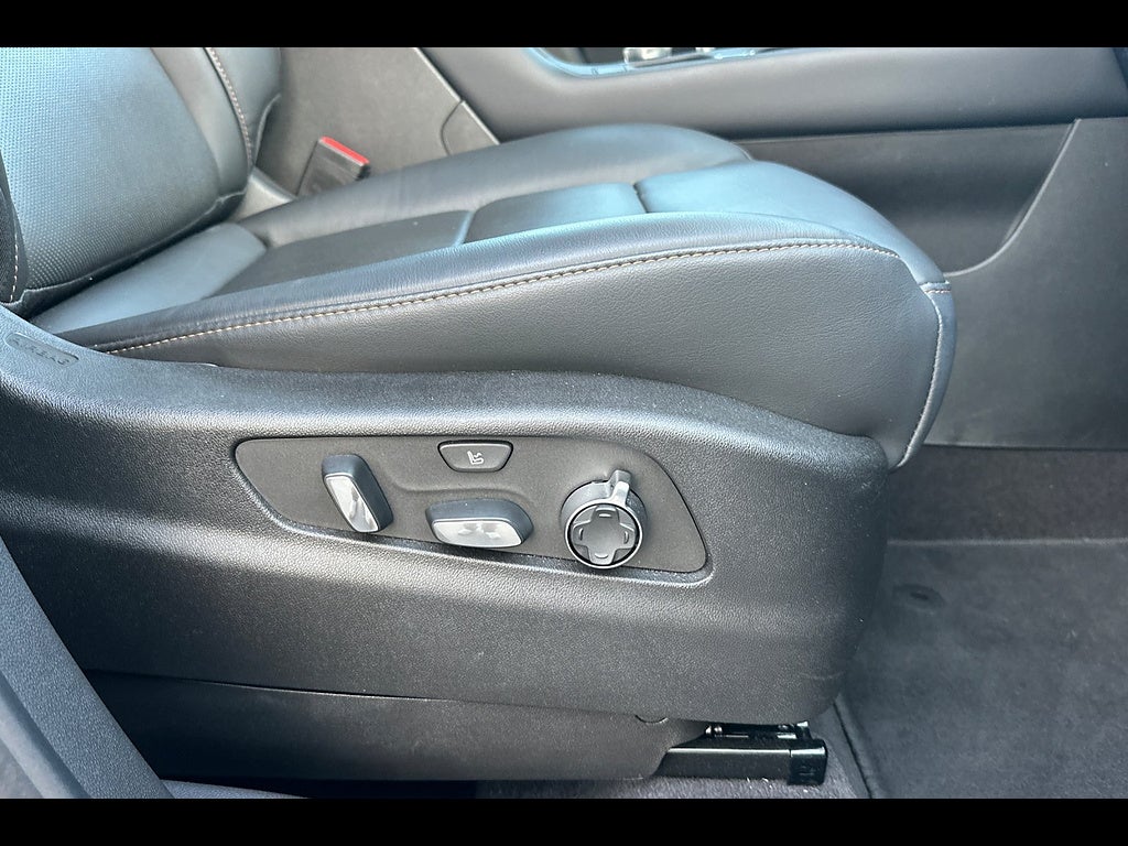 2023 Cadillac XT4 AWD Sport