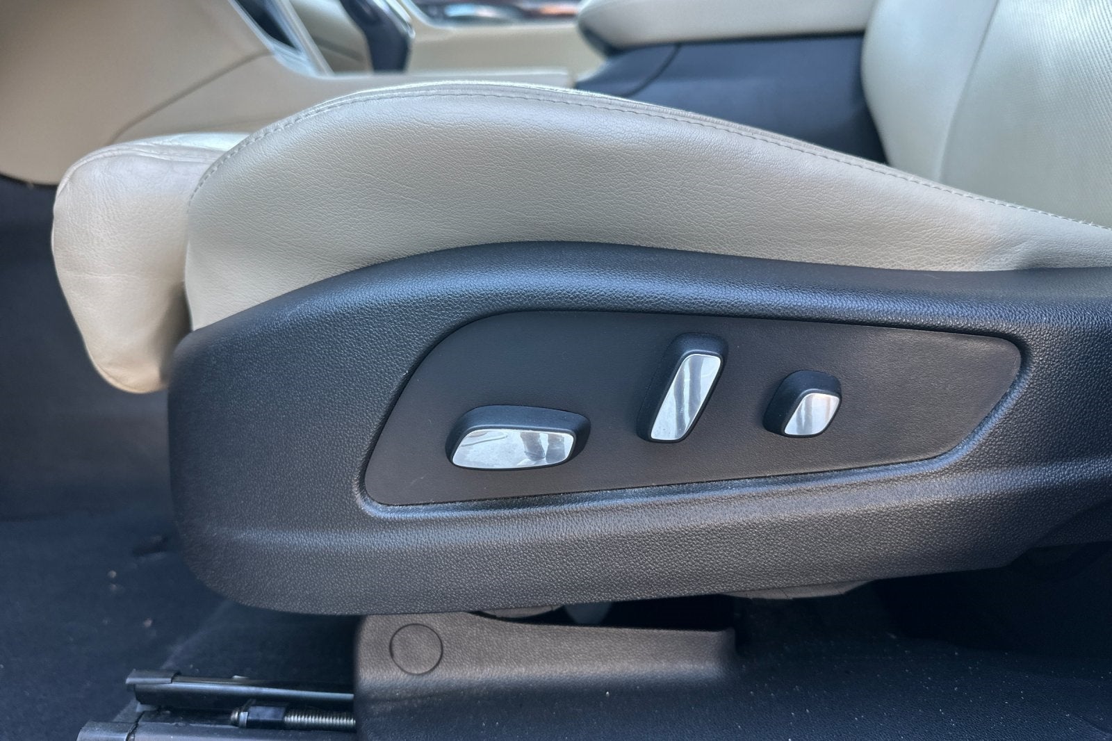 2017 Cadillac XT5 Premium Luxury