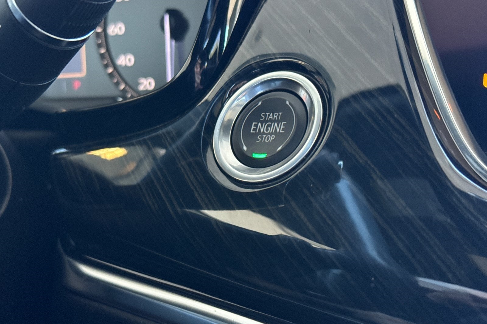 2020 Cadillac XT6 FWD Premium Luxury