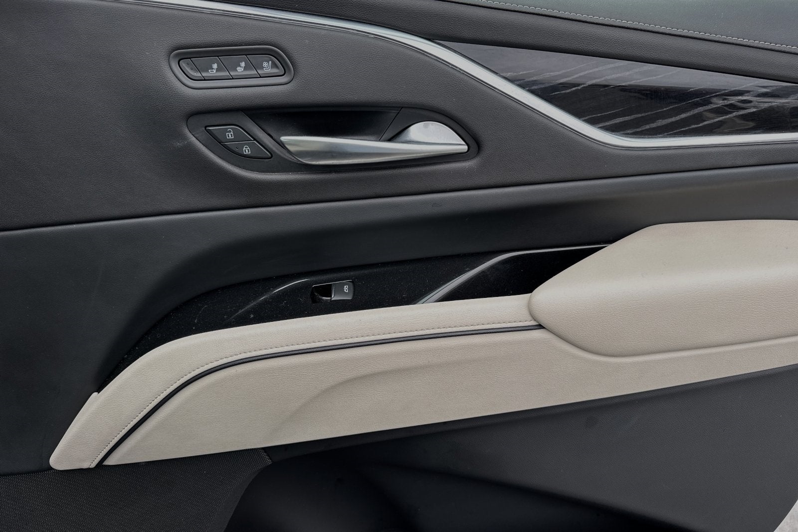 2023 Cadillac Escalade ESV 4WD Sport