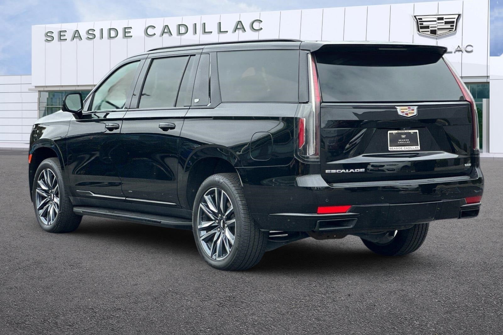 2023 Cadillac Escalade ESV 4WD Sport